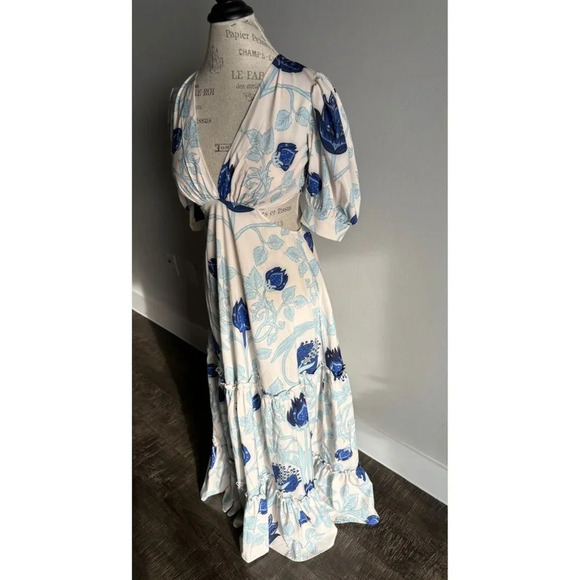 Almada Womens Puff Sleeve Side Cutouts Floral Maxi Dress Blue White Sz Small - Picture 6 of 13